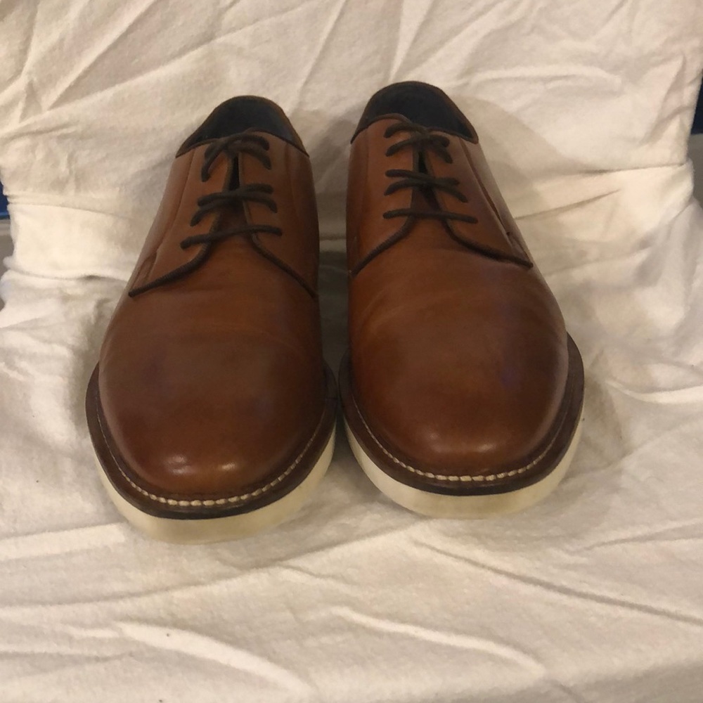 IKE BEHAR Casual Dress Shoes